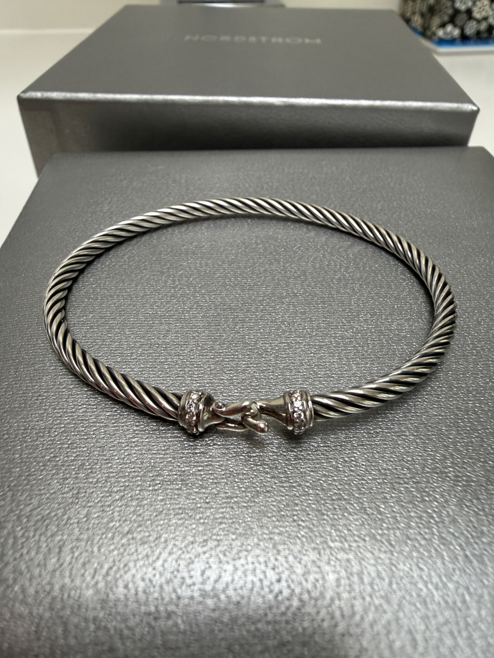 David Yurman Buckle Classic Cable bracelet with diamonds 3mm size small